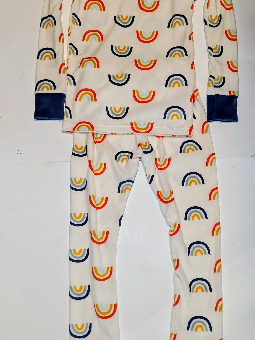 Cat & Jack Cream Pajama Top with Multicolor Rainbows and Navy Trim Size 5T